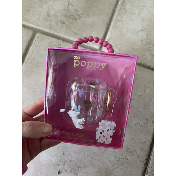 XO Poppy Heart AirPods 1st/2nd Case New - Picture 1 of 2